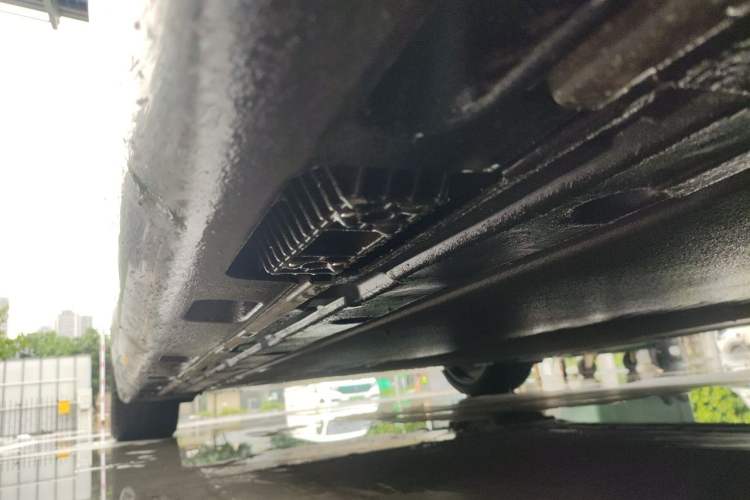 Used Xiaomi Auto SU7 2024 Rear-Drive Ultra-Long Range Advanced Pro-Level Intelligent Driving Version Chassis Front Right