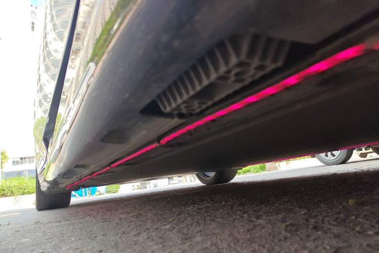 Used Xiaomi Auto SU7 2024 Rear-Drive Ultra-Long Range Advanced Pro-Level Intelligent Driving Version Chassis Front Right