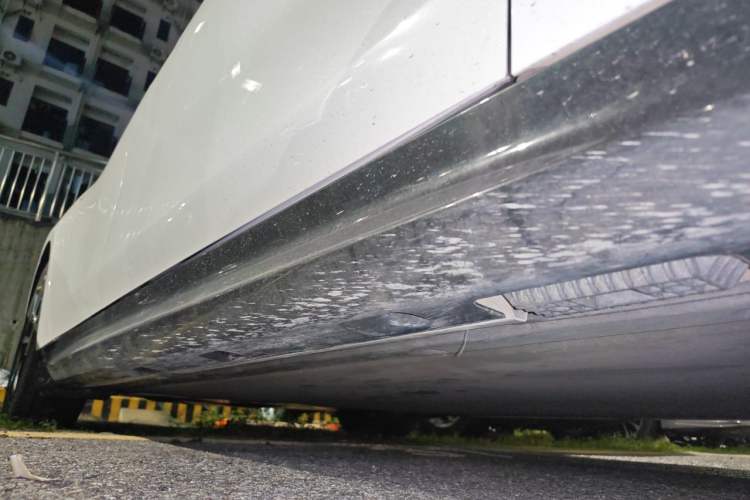 Used Xiaomi Auto SU7 2024 Rear-Drive Standard Founder Edition Chassis Front Right