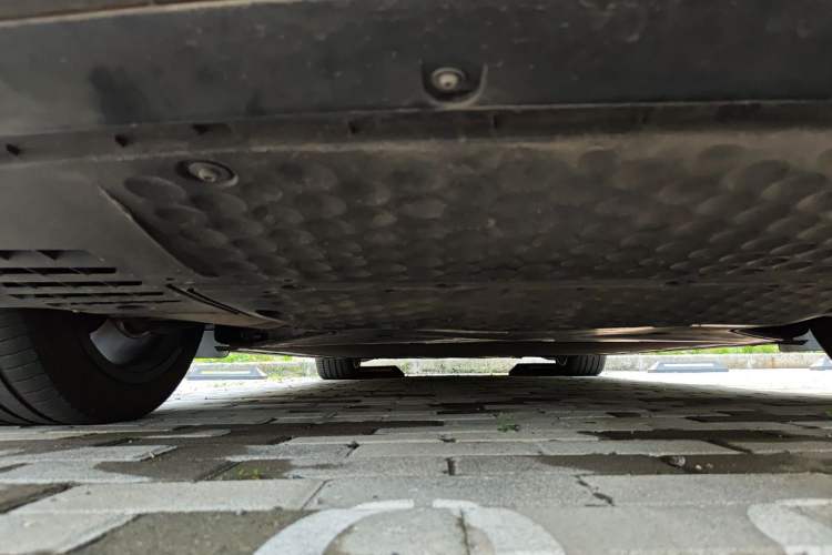 Used Xiaomi Auto SU7 2024 Four-Wheel Drive Ultra-Long Range Advanced Intelligent Driving Max Edition Chassis Rear