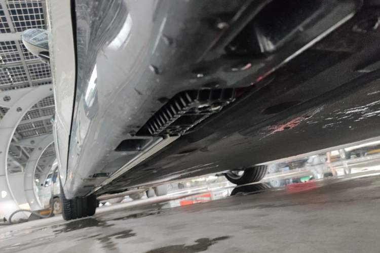 Used Xiaomi Auto SU7 2024 Rear-Drive Ultra-Long Range Advanced Pro-Level Intelligent Driving Version Chassis Rear Left