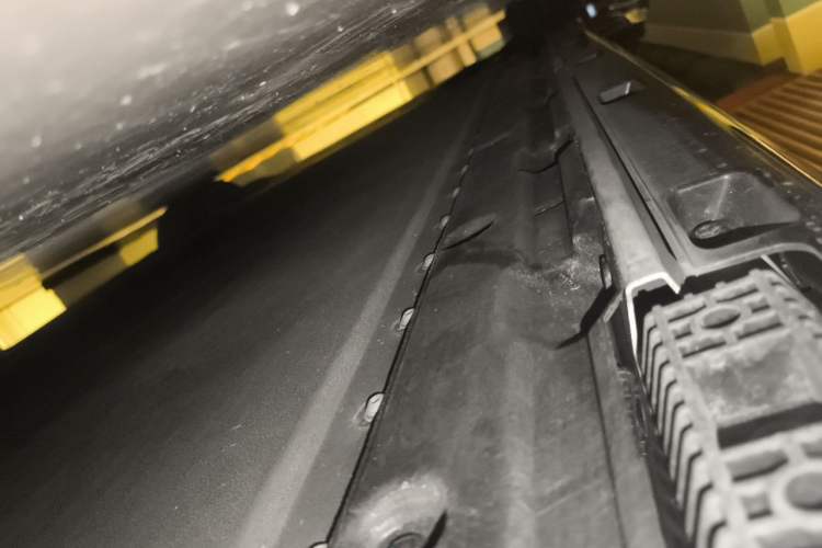 Used Xiaomi Auto SU7 2024 Four-Wheel Drive Ultra-Long Range Advanced Intelligent Driving Max Edition Chassis Rear Left