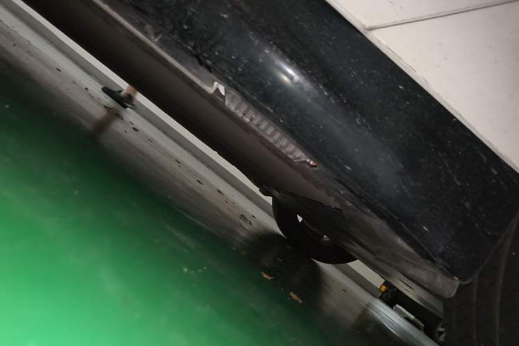 Used Xiaomi Auto SU7 2024 Rear-Drive Long-Range Intelligent Driving Version Chassis Rear Left