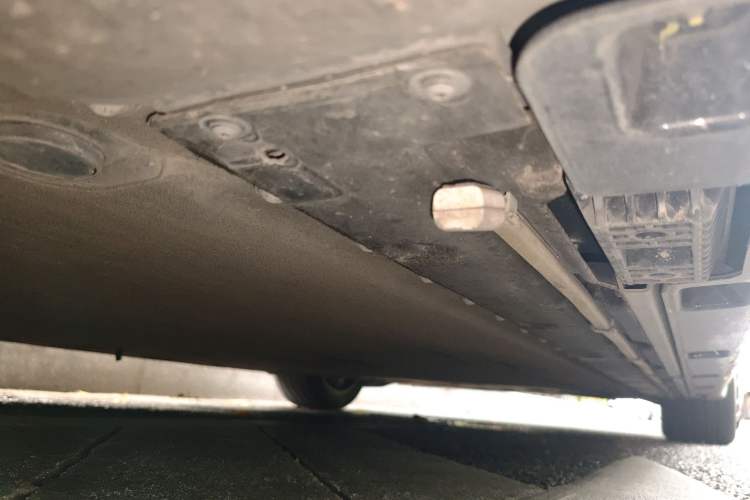 Used Xiaomi Auto SU7 2024 Rear-Drive Ultra-Long Range Advanced Pro-Level Intelligent Driving Version Chassis Rear Right