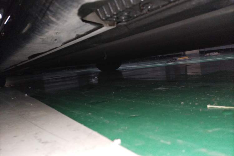 Used Xiaomi Auto SU7 2024 Rear-Drive Long-Range Intelligent Driving Version Chassis Rear Right