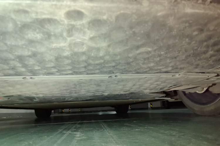 Used Xiaomi Auto SU7 2024 Rear-Drive Long-Range Intelligent Driving Version Chassis Rear