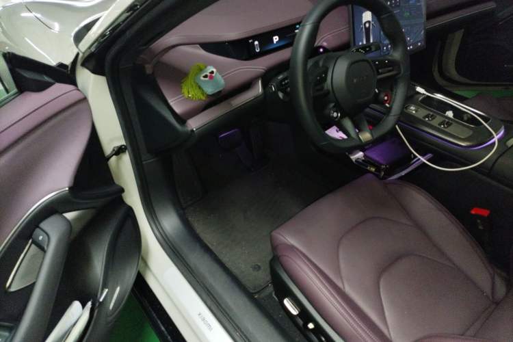 Used Xiaomi Auto SU7 2024 Rear-Drive Long-Range Intelligent Driving Version Driver Seat
