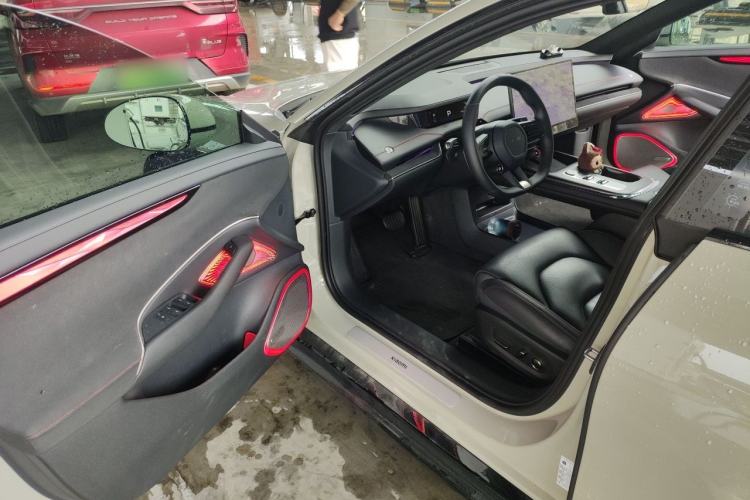Used Xiaomi Auto SU7 2024 Rear-Drive Ultra-Long Range Advanced Pro-Level Intelligent Driving Version Driver Seat