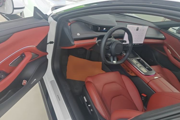 Used Xiaomi Auto SU7 2024 Rear-Drive Long-Range Intelligent Driving Version Driver Seat