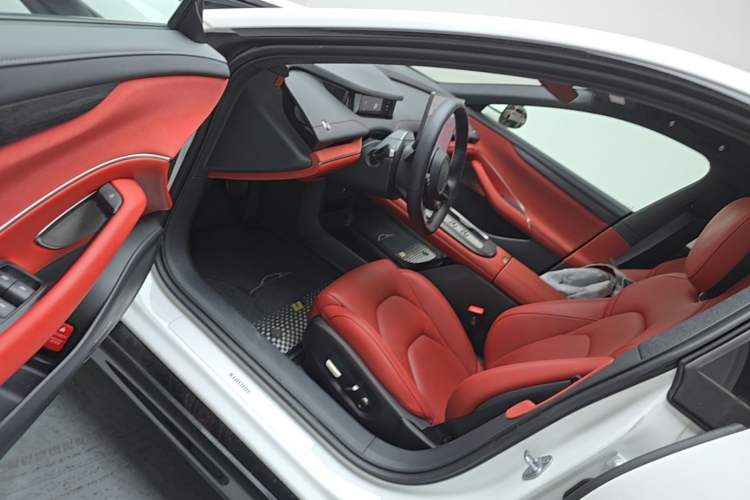 Used Xiaomi Auto SU7 2024 Rear-Drive Long-Range Intelligent Driving Version Driver Seat
