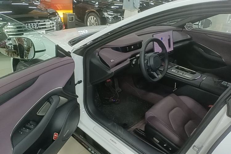 Used Xiaomi Auto SU7 2024 Rear-Drive Long-Range Intelligent Driving Version Driver Seat