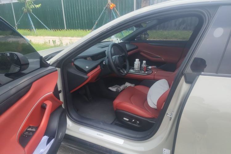 Used Xiaomi Auto SU7 2024 Rear-Drive Long-Range Intelligent Driving Version Driver Seat