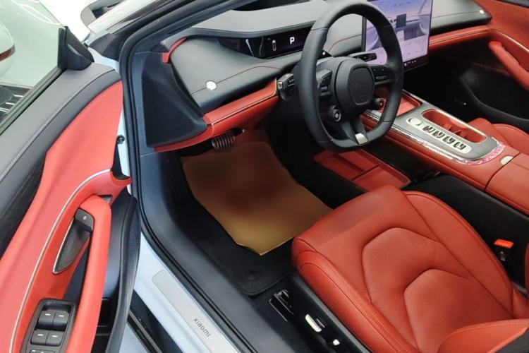 Used Xiaomi Auto SU7 2024 Four-Wheel Drive Ultra-Long Range Advanced Intelligent Driving Max Edition Driver Seat