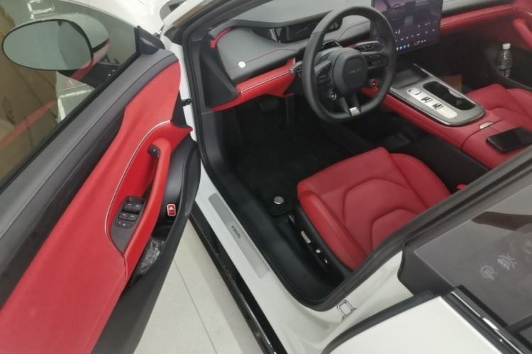 Used Xiaomi Auto SU7 2024 Rear-Drive Long-Range Intelligent Driving Version Driver Seat