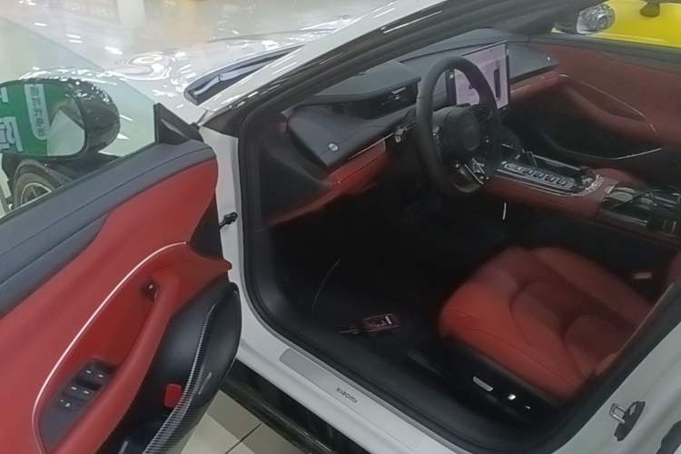 Used Xiaomi Auto SU7 2024 Rear-Drive Ultra-Long Range Advanced Pro-Level Intelligent Driving Version Driver Seat