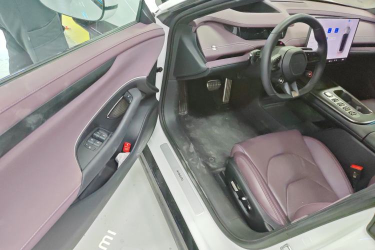 Used Xiaomi Auto SU7 2024 Four-Wheel Drive Ultra-Long Range Advanced Intelligent Driving Max Edition Driver Seat