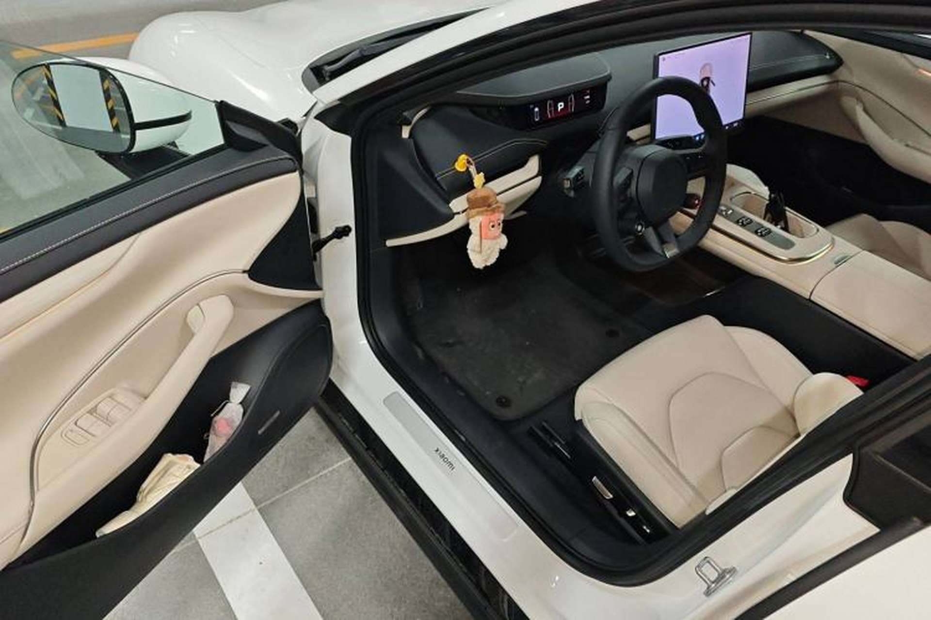 Used Xiaomi Auto SU7 2024 Rear-Drive Long-Range Intelligent Driving Version Driver Seat
