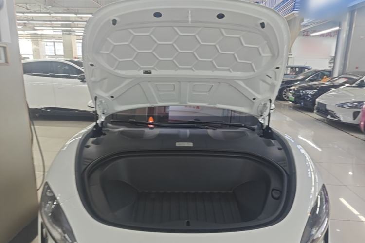 Used Xiaomi Auto SU7 2024 Rear-Drive Long-Range Intelligent Driving Version Engine Bay