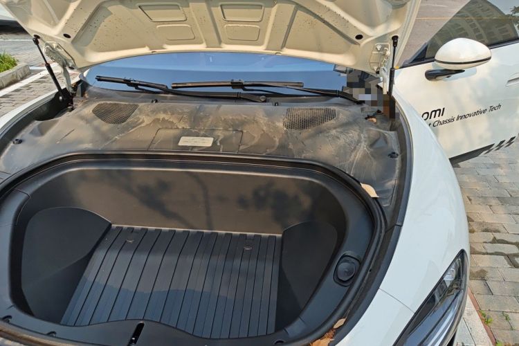 Used Xiaomi Auto SU7 2024 Four-Wheel Drive Ultra-Long Range Advanced Intelligent Driving Max Edition Engine Bay Left