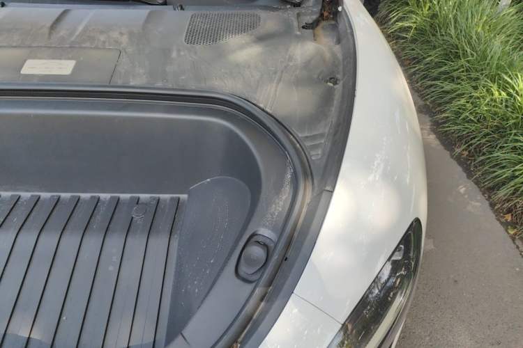 Used Xiaomi Auto SU7 2024 Four-Wheel Drive Ultra-Long Range Advanced Intelligent Driving Max Edition Engine Bay Left