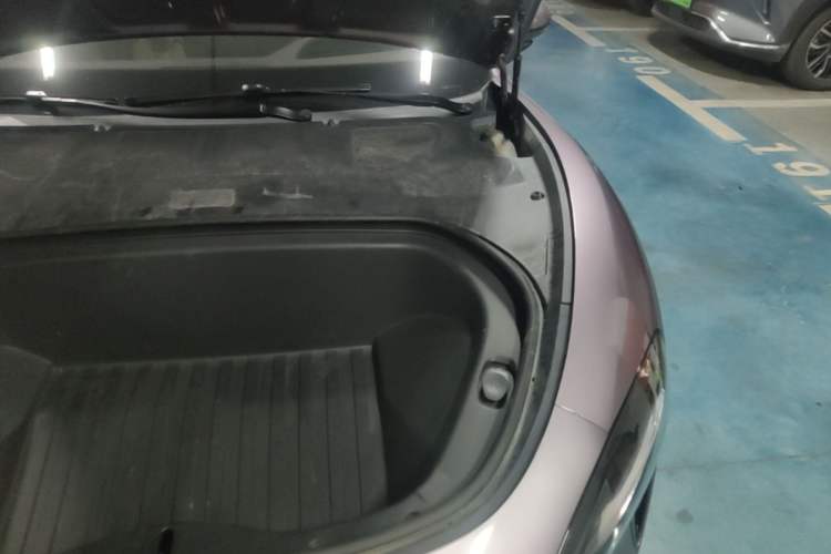 Used Xiaomi Auto SU7 2024 Four-Wheel Drive Ultra-Long Range Advanced Intelligent Driving Max Edition Engine Bay Left