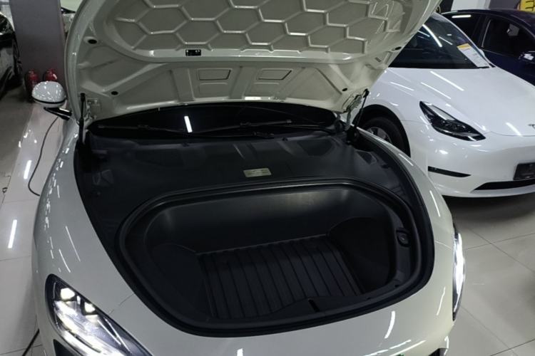 Used Xiaomi Auto SU7 2024 Rear-Drive Long-Range Intelligent Driving Version Engine Bay