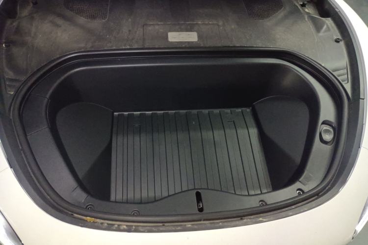 Used Xiaomi Auto SU7 2024 Rear-Drive Ultra-Long Range Advanced Pro-Level Intelligent Driving Version Engine Bay