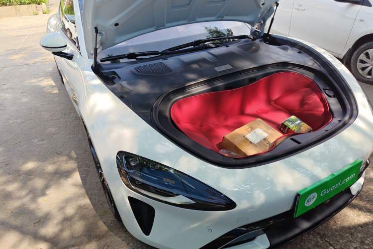 Used Xiaomi Auto SU7 2024 Rear-Drive Ultra-Long Range Advanced Pro-Level Intelligent Driving Version Engine Bay Right