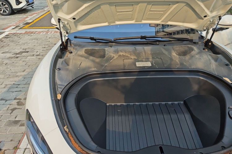 Used Xiaomi Auto SU7 2024 Four-Wheel Drive Ultra-Long Range Advanced Intelligent Driving Max Edition Engine Bay Right