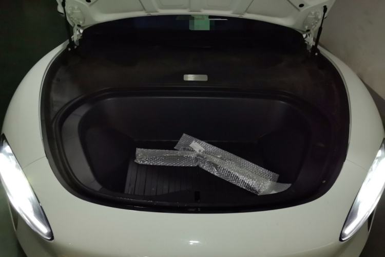 Used Xiaomi Auto SU7 2024 Rear-Drive Long-Range Intelligent Driving Version Engine Bay