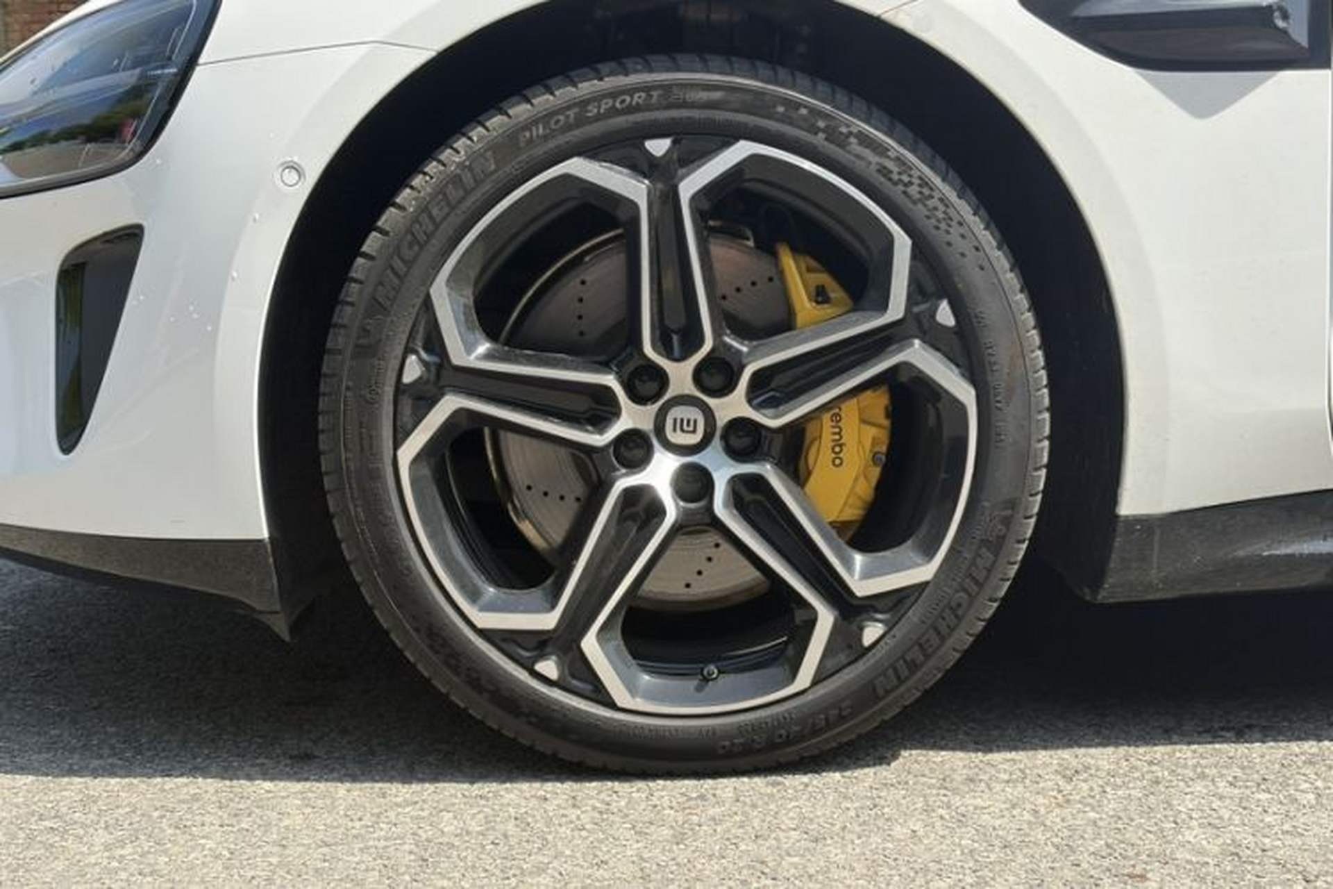 Used Xiaomi Auto SU7 2024 Rear-Drive Ultra-Long Range Advanced Pro-Level Intelligent Driving Version Exterior 1