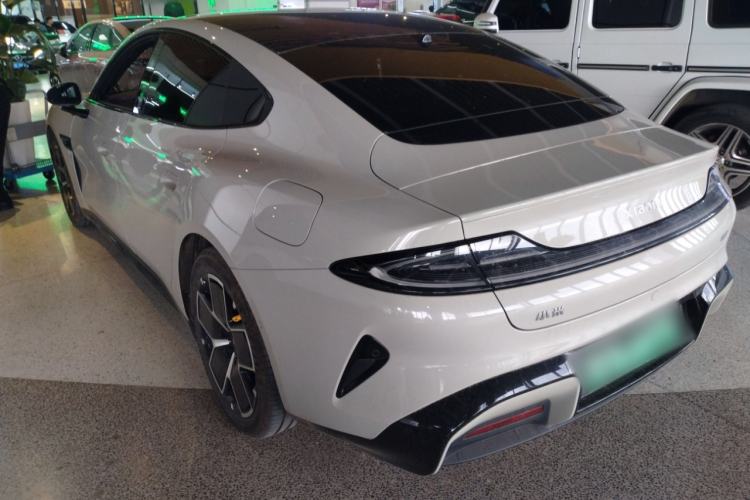 Used Xiaomi Auto SU7 2024 Rear-Drive Long-Range Intelligent Driving Version Exterior 2