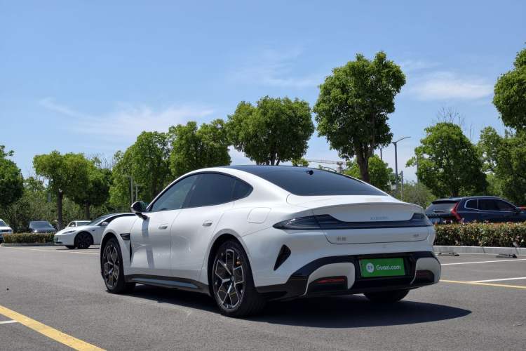 Used Xiaomi Auto SU7 2024 Rear-Drive Long-Range Intelligent Driving Version Exterior 4