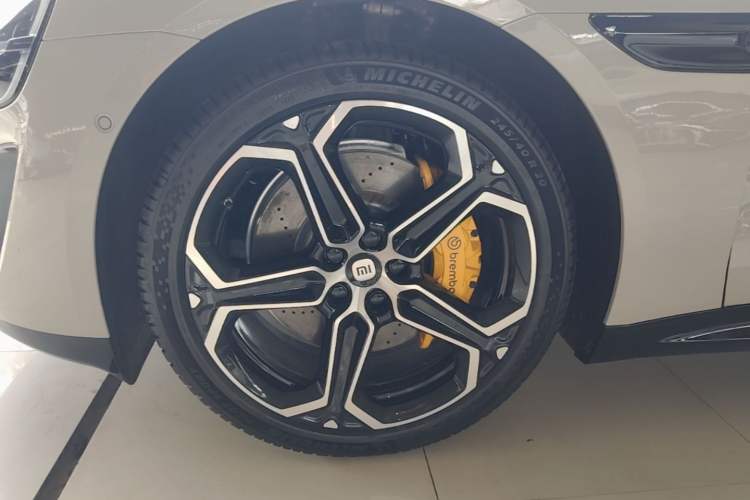 Used Xiaomi Auto SU7 2024 Rear-Drive Long-Range Intelligent Driving Version Exterior 4