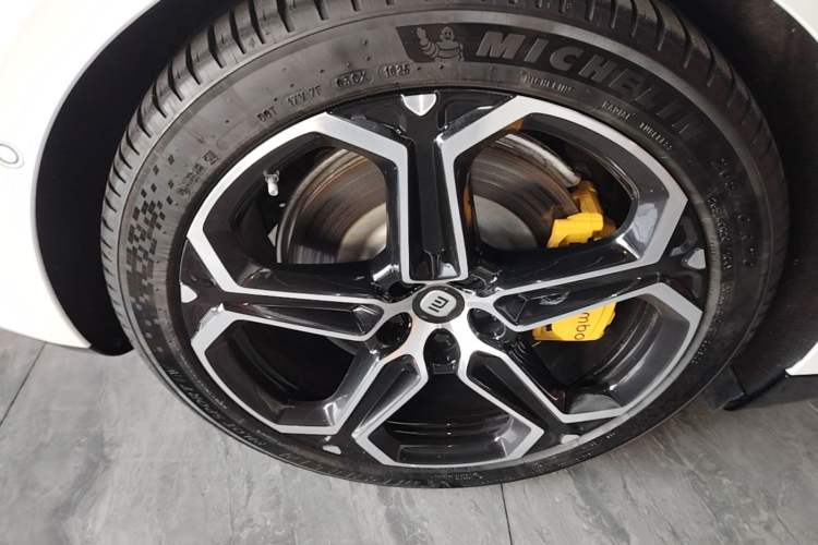 Used Xiaomi Auto SU7 2024 Four-Wheel Drive Ultra-Long Range Advanced Intelligent Driving Max Edition Exterior 5