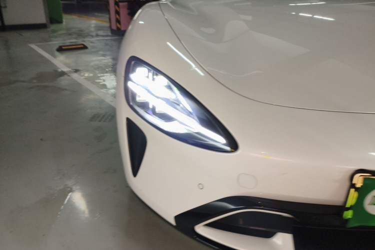 Used Xiaomi Auto SU7 2024 Four-Wheel Drive Ultra-Long Range Advanced Intelligent Driving Max Edition Exterior 6