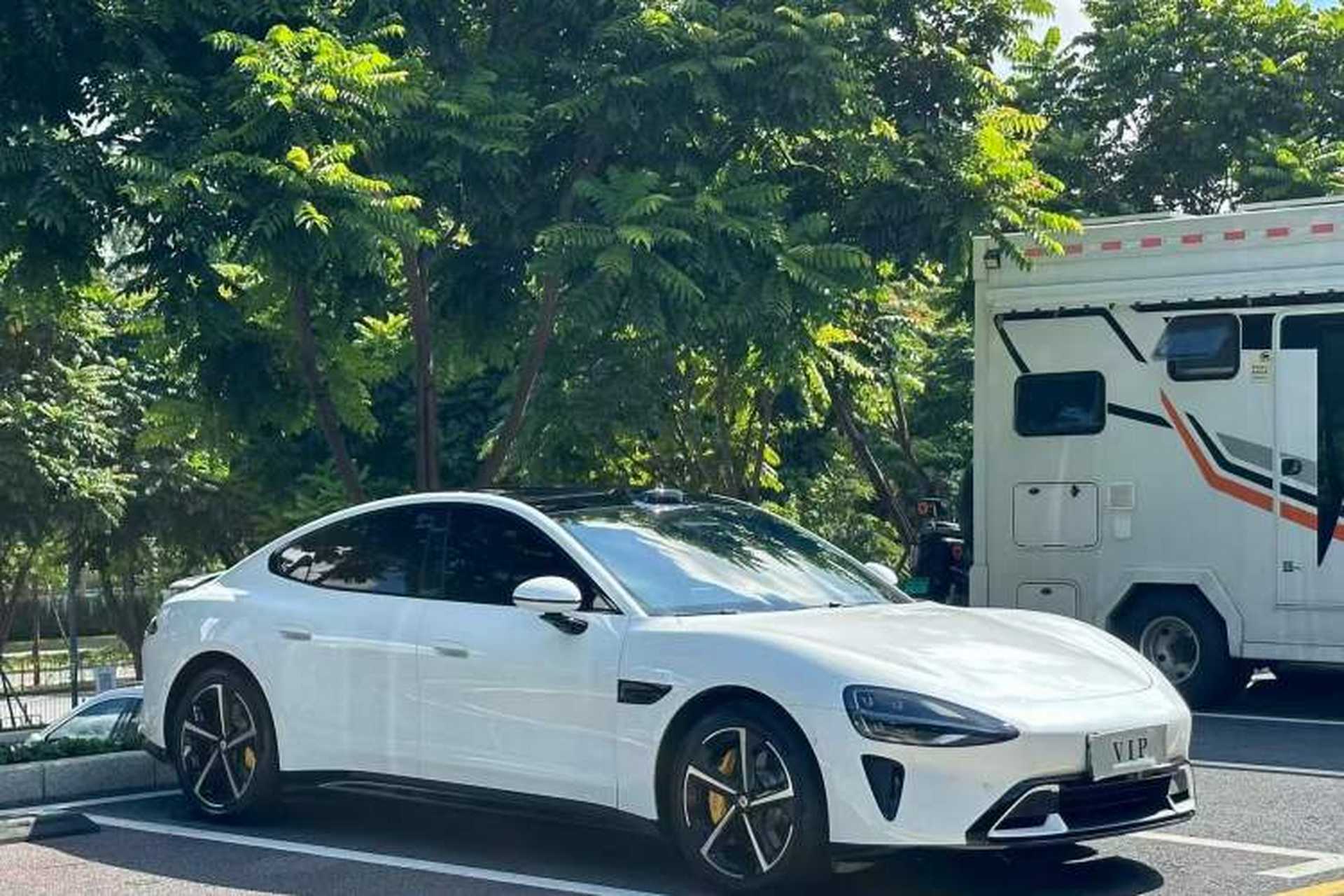 Used Xiaomi Auto SU7 2024 Four-Wheel Drive Ultra-Long Range Advanced Intelligent Driving Max Edition Front Left 45 Deg