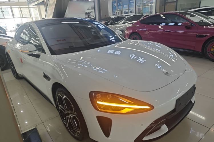 Used Xiaomi Auto SU7 2024 Rear-Drive Long-Range Intelligent Driving Version Front Right 45 Deg