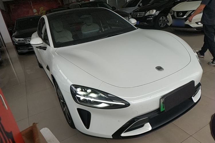 Used Xiaomi Auto SU7 2024 Rear-Drive Long-Range Intelligent Driving Version Front Right 45 Deg