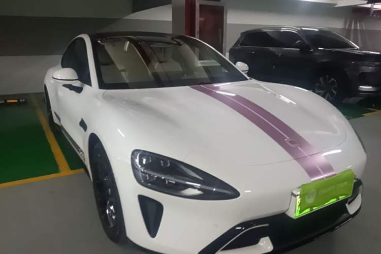 Used Xiaomi Auto SU7 2024 Rear-Drive Long-Range Intelligent Driving Version Front Right 45 Deg