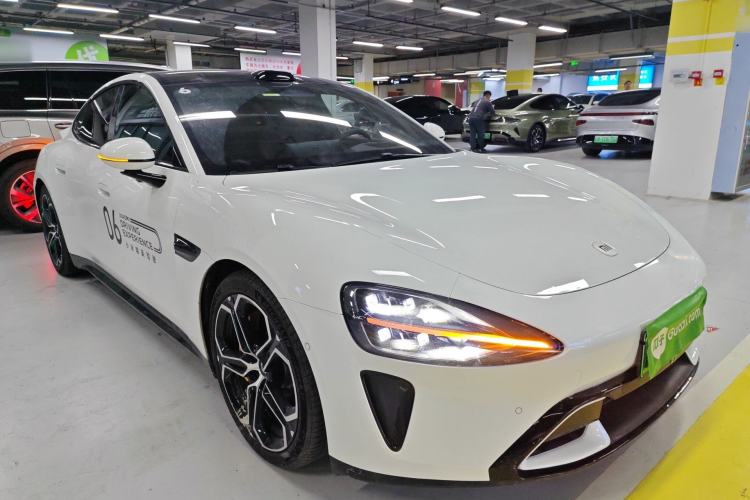 Used Xiaomi Auto SU7 2024 Four-Wheel Drive Ultra-Long Range Advanced Intelligent Driving Max Edition Front Right 45 Deg