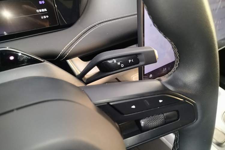 Used Xiaomi Auto SU7 2024 Four-Wheel Drive Ultra-Long Range Advanced Intelligent Driving Max Edition Gear Lever