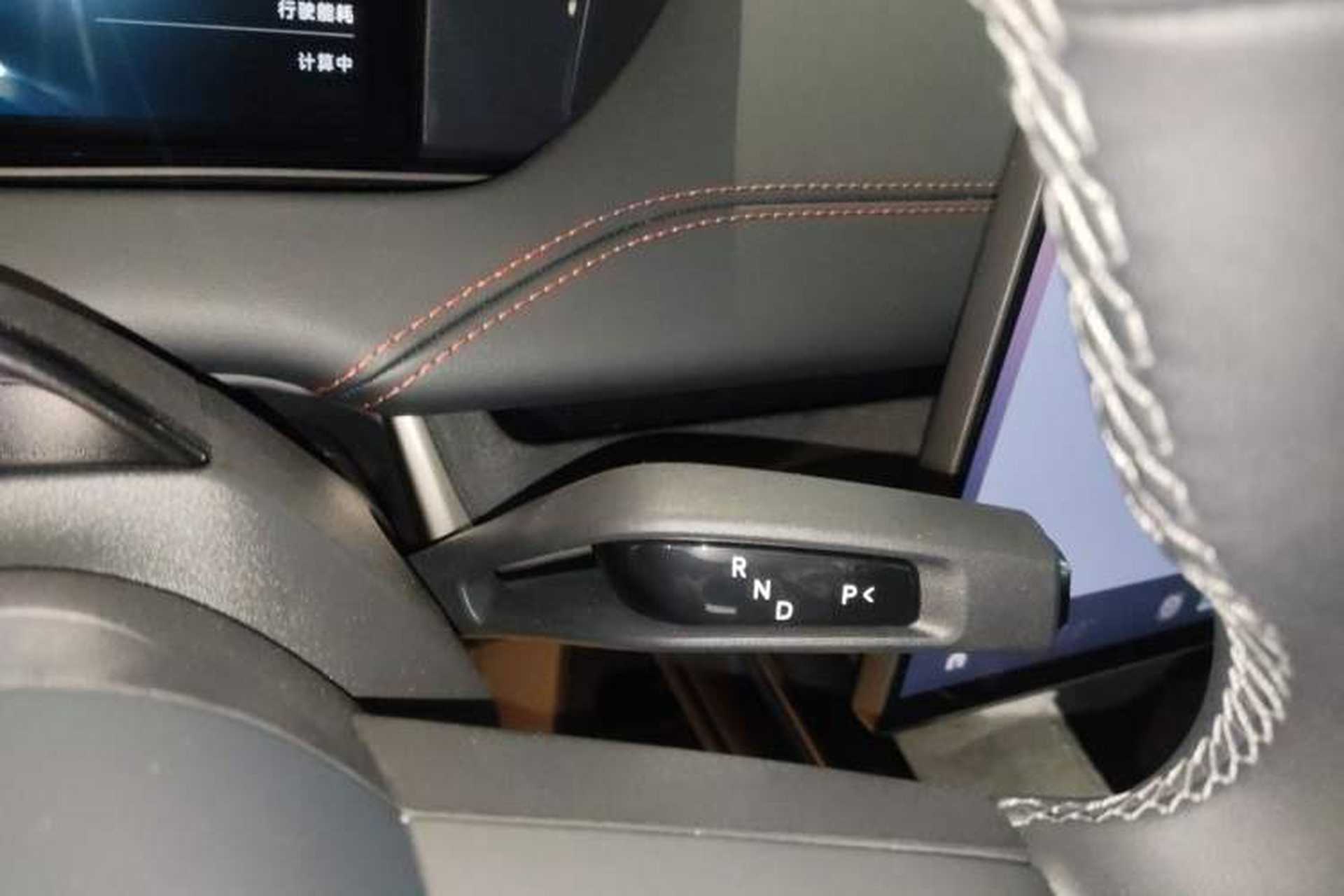 Used Xiaomi Auto SU7 2024 Rear-Drive Ultra-Long Range Advanced Pro-Level Intelligent Driving Version Gear Lever