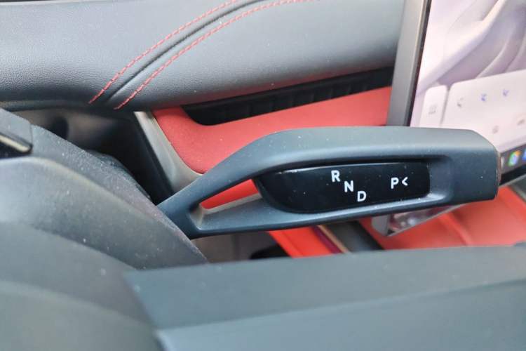 Used Xiaomi Auto SU7 2024 Rear-Drive Long-Range Intelligent Driving Version Gear Lever