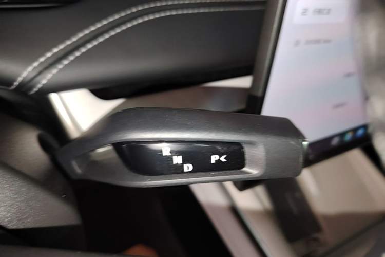 Used Xiaomi Auto SU7 2024 Four-Wheel Drive Ultra-Long Range Advanced Intelligent Driving Max Edition Gear Lever