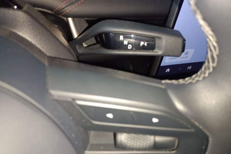 Used Xiaomi Auto SU7 2024 Rear-Drive Ultra-Long Range Advanced Pro-Level Intelligent Driving Version Gear Lever