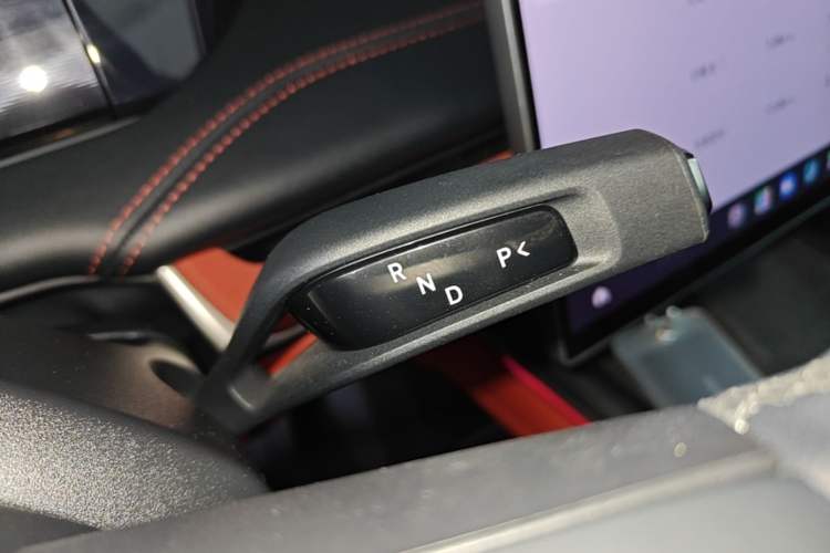 Used Xiaomi Auto SU7 2024 Rear-Drive Long-Range Intelligent Driving Version Gear Lever