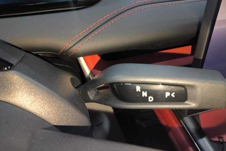 Used Xiaomi Auto SU7 2024 Rear-Drive Long-Range Intelligent Driving Version Gear Lever