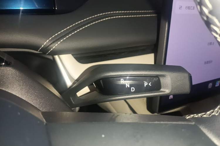 Used Xiaomi Auto SU7 2024 Rear-Drive Long-Range Intelligent Driving Version Gear Lever