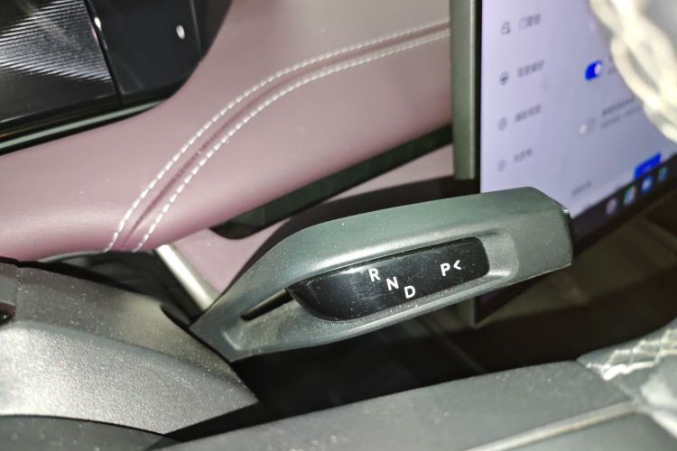 Used Xiaomi Auto SU7 2024 Four-Wheel Drive Ultra-Long Range Advanced Intelligent Driving Max Edition Gear Lever